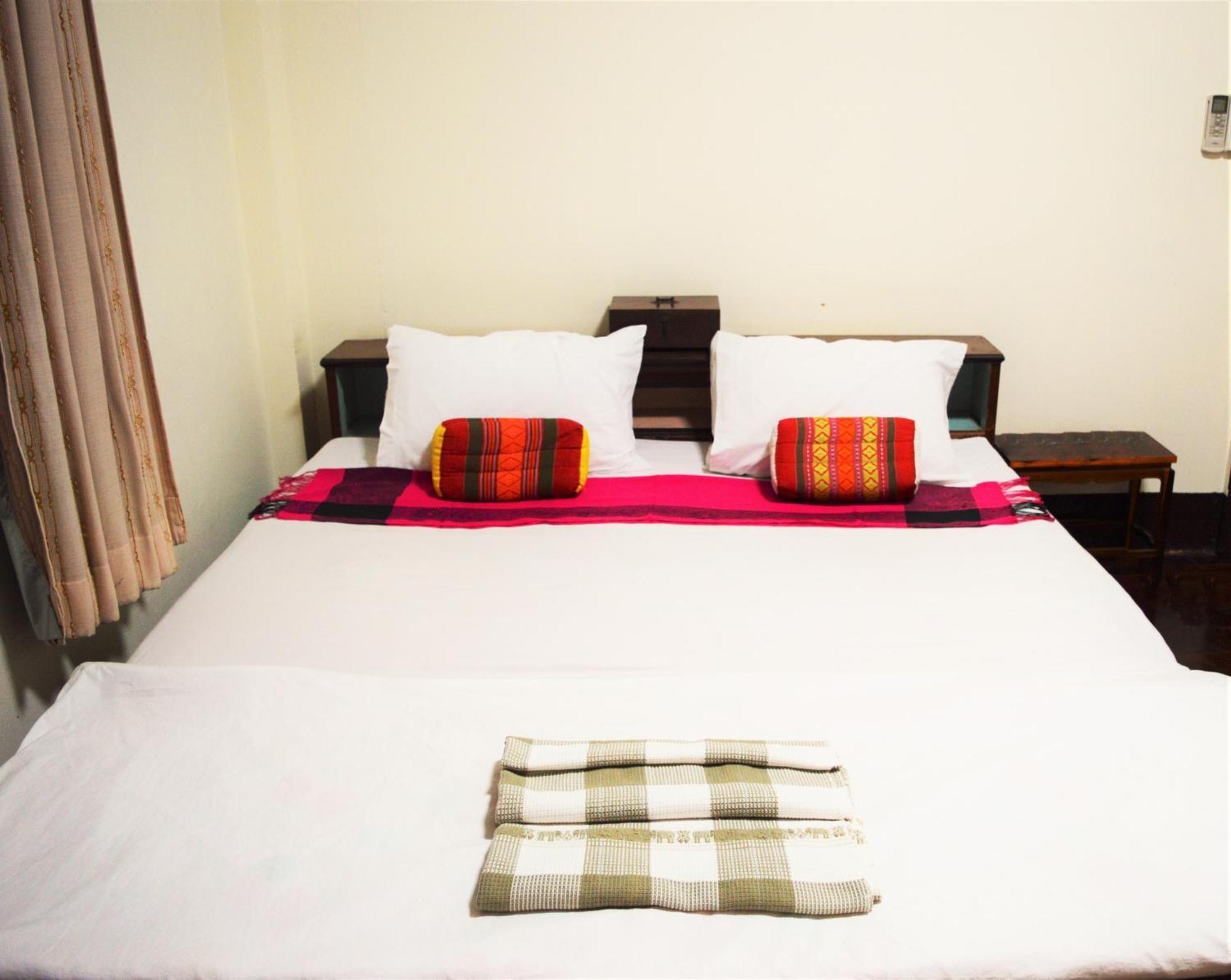 28 Rachabutr Hostel Ubon Ratchathani Oda fotoğraf