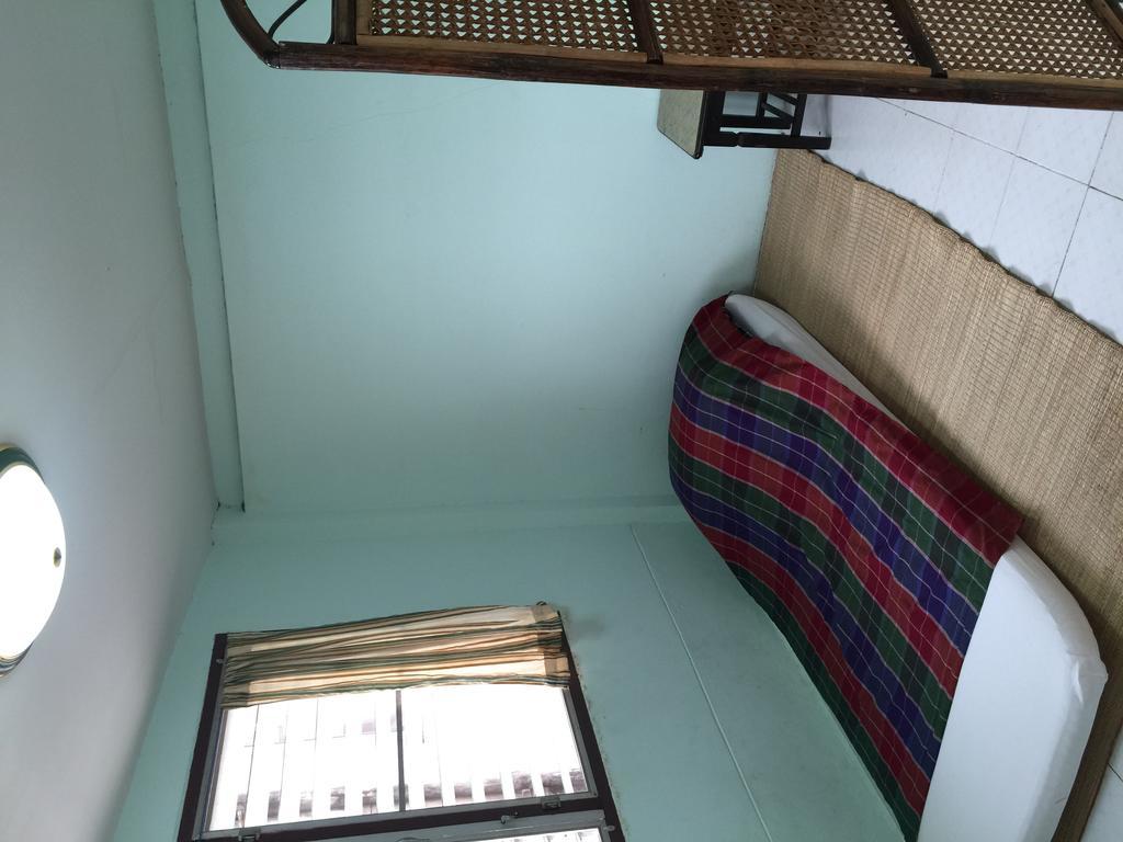 28 Rachabutr Hostel Ubon Ratchathani Oda fotoğraf