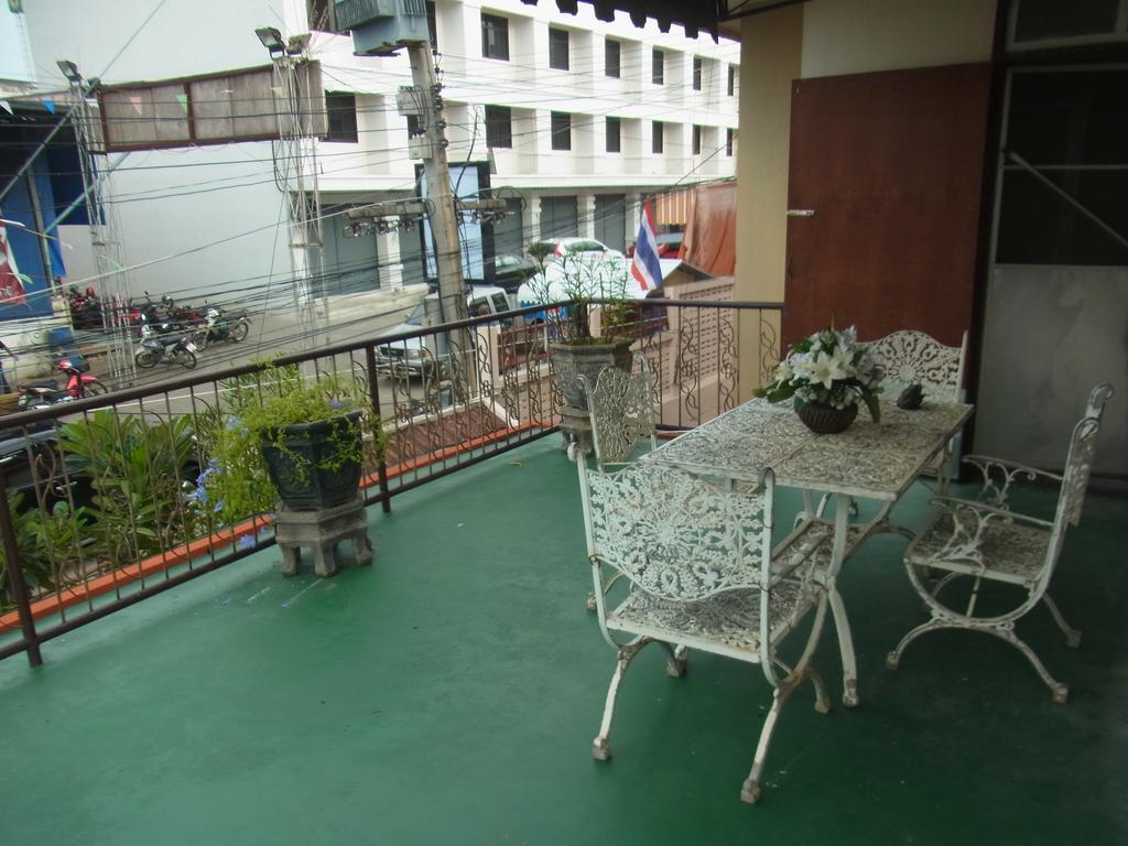 28 Rachabutr Hostel Ubon Ratchathani Dış mekan fotoğraf