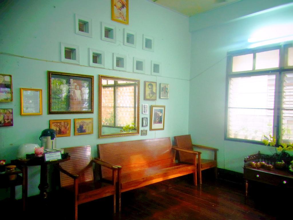 28 Rachabutr Hostel Ubon Ratchathani Dış mekan fotoğraf