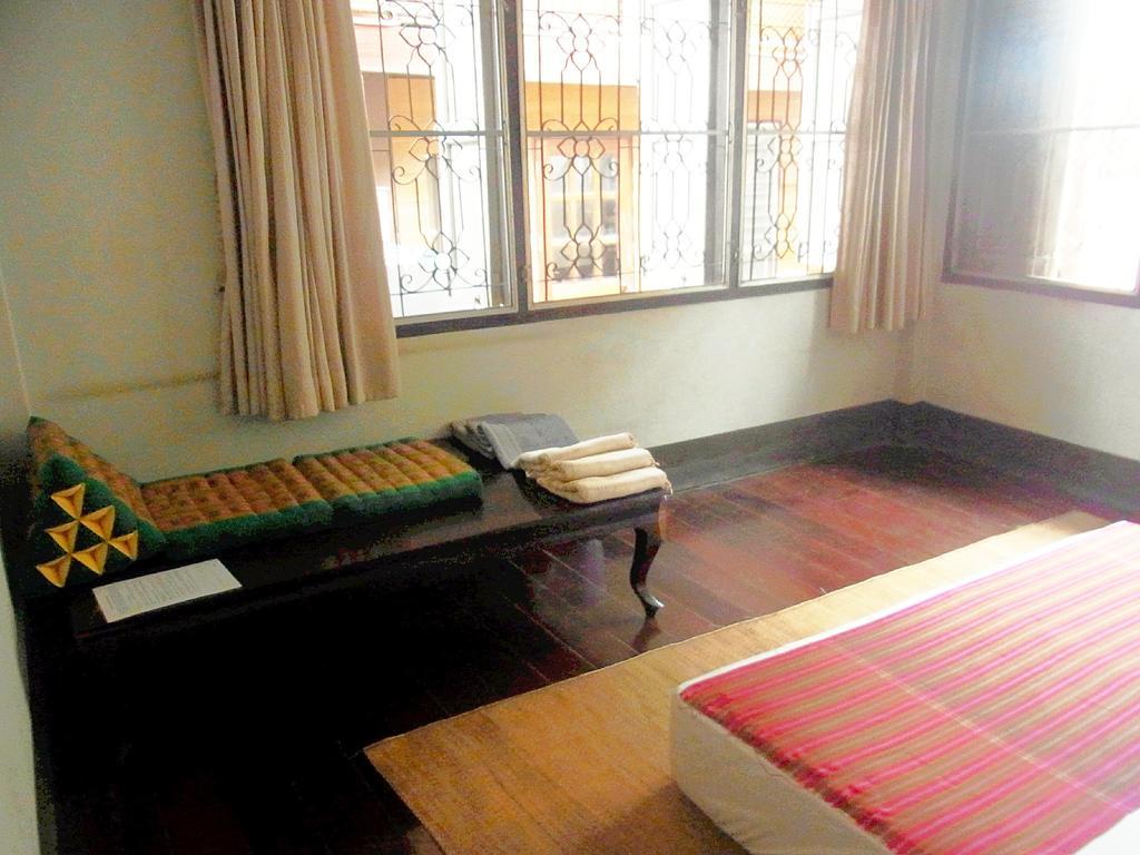 28 Rachabutr Hostel Ubon Ratchathani Dış mekan fotoğraf