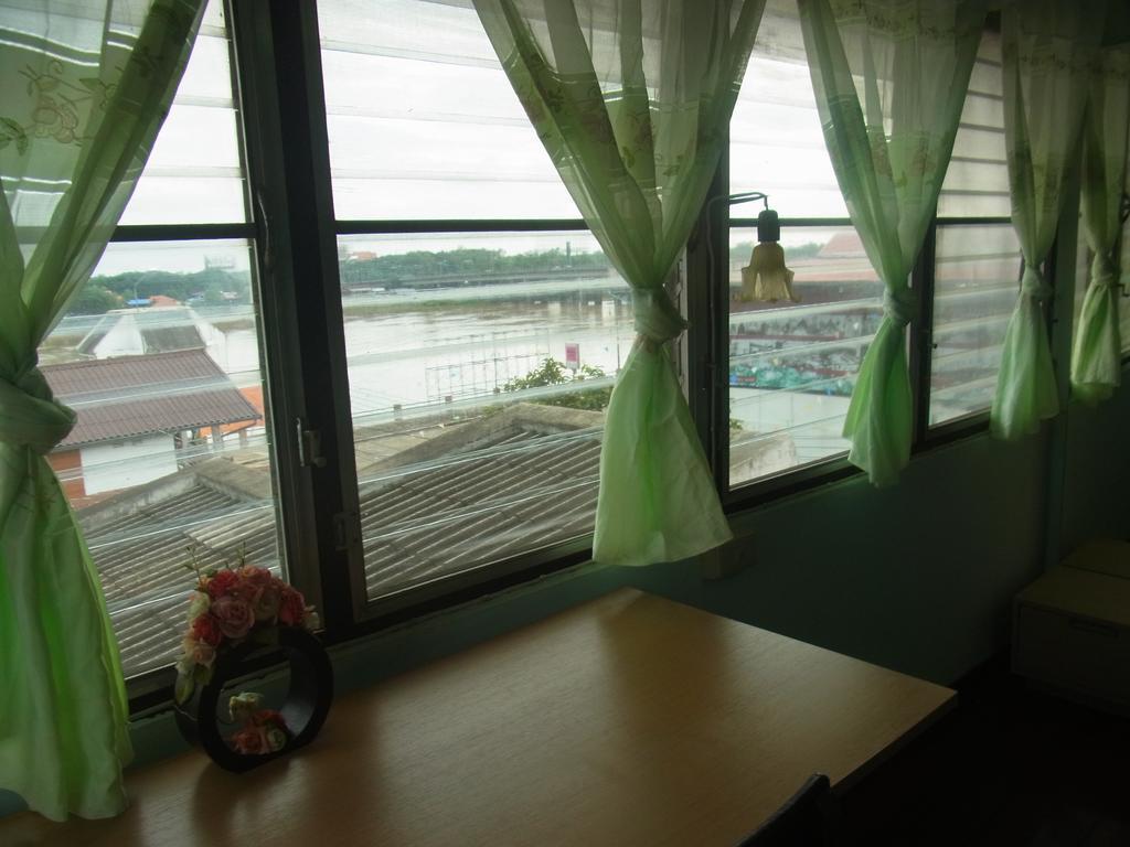 28 Rachabutr Hostel Ubon Ratchathani Oda fotoğraf